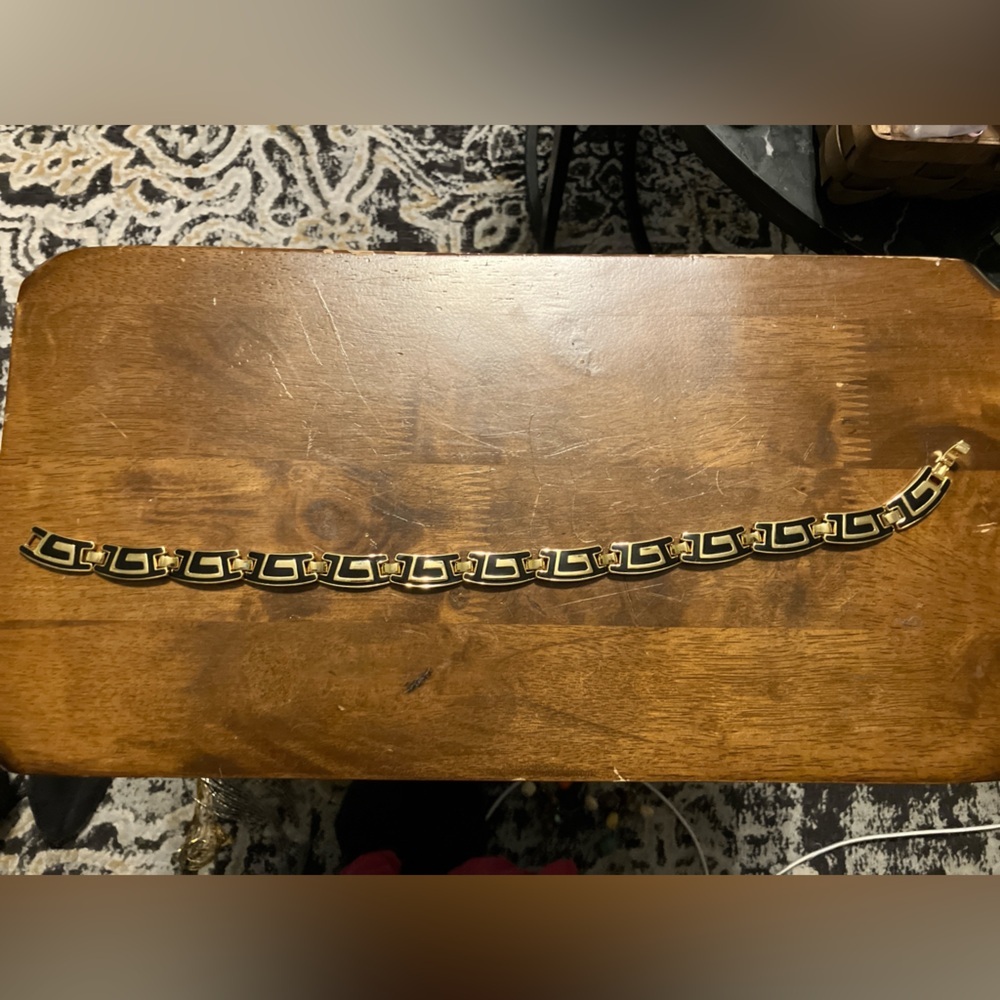 Vintage Gold & Black Greek Key Choker Necklace 16” Fold Clasp MCM Glam Dramatic - Picture 5 of 6